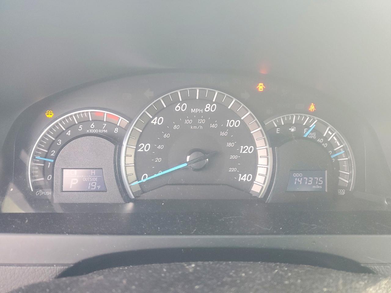 2014 TOYOTA CAMRY