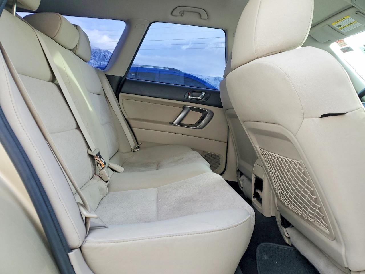 2009 SUBARU Outback
