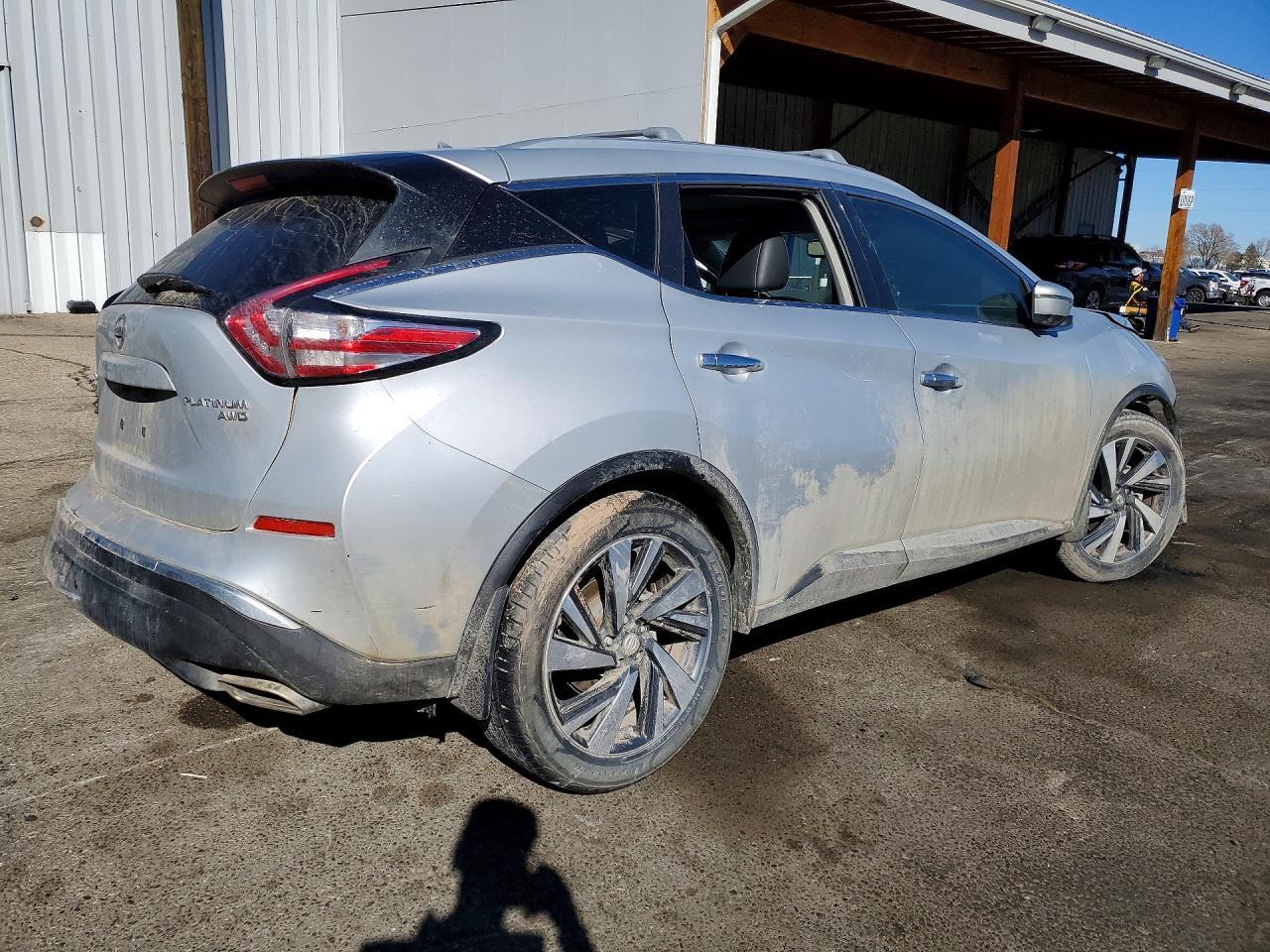 2016 NISSAN MURANO