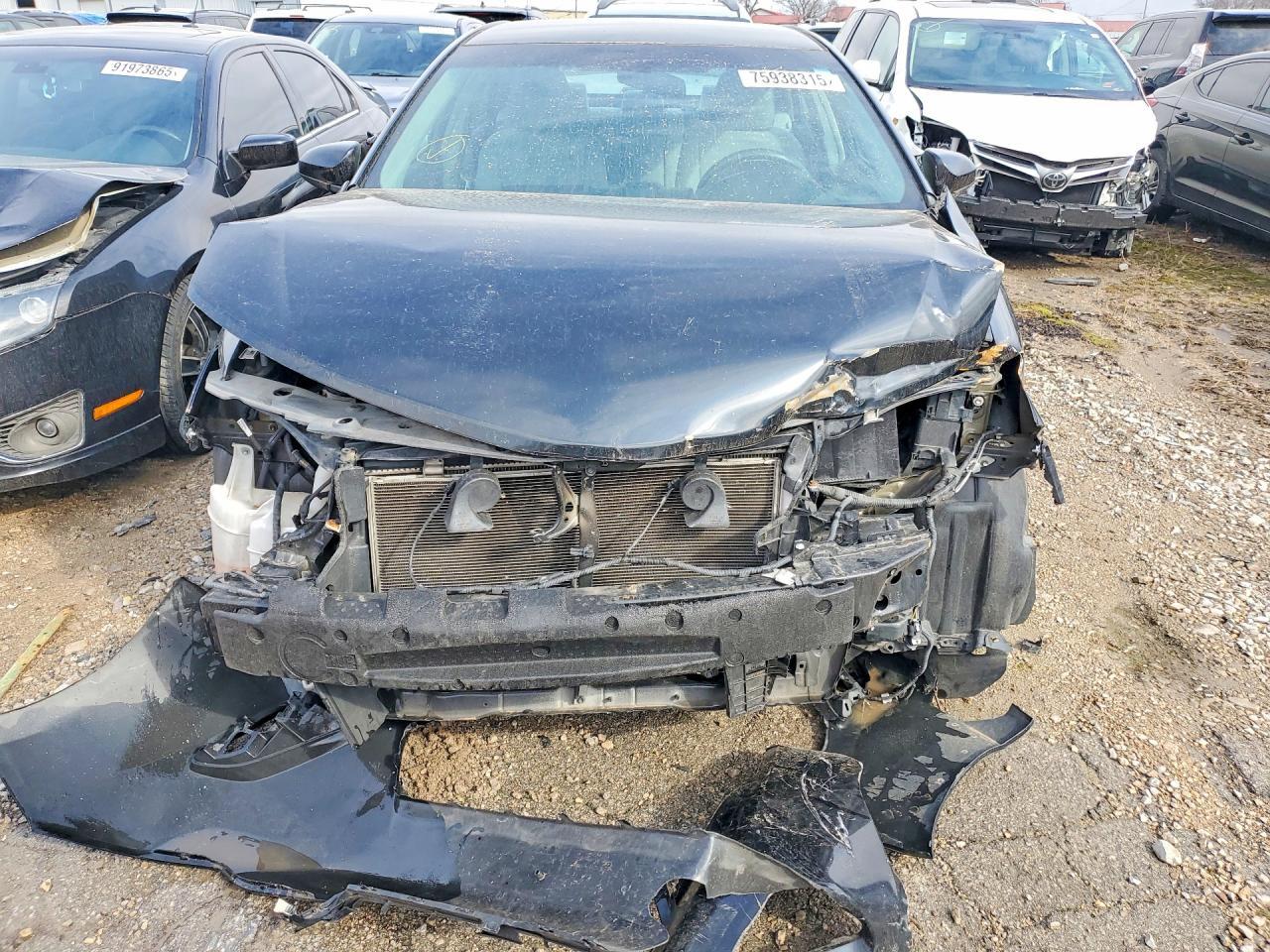 2014 TOYOTA CAMRY