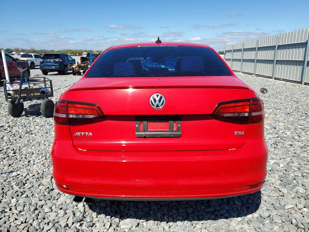 2016 VOLKSWAGEN JETTA