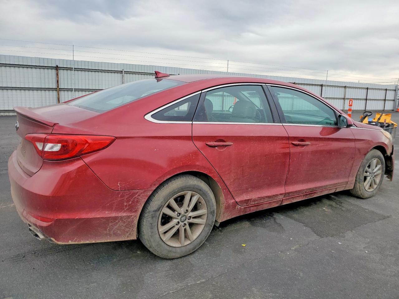 2016 HYUNDAI SONATA