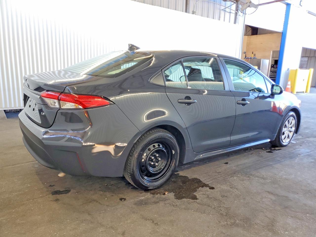 2025 TOYOTA COROLLA