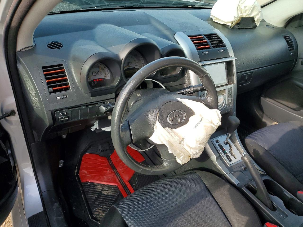 2005 TOYOTA SCION