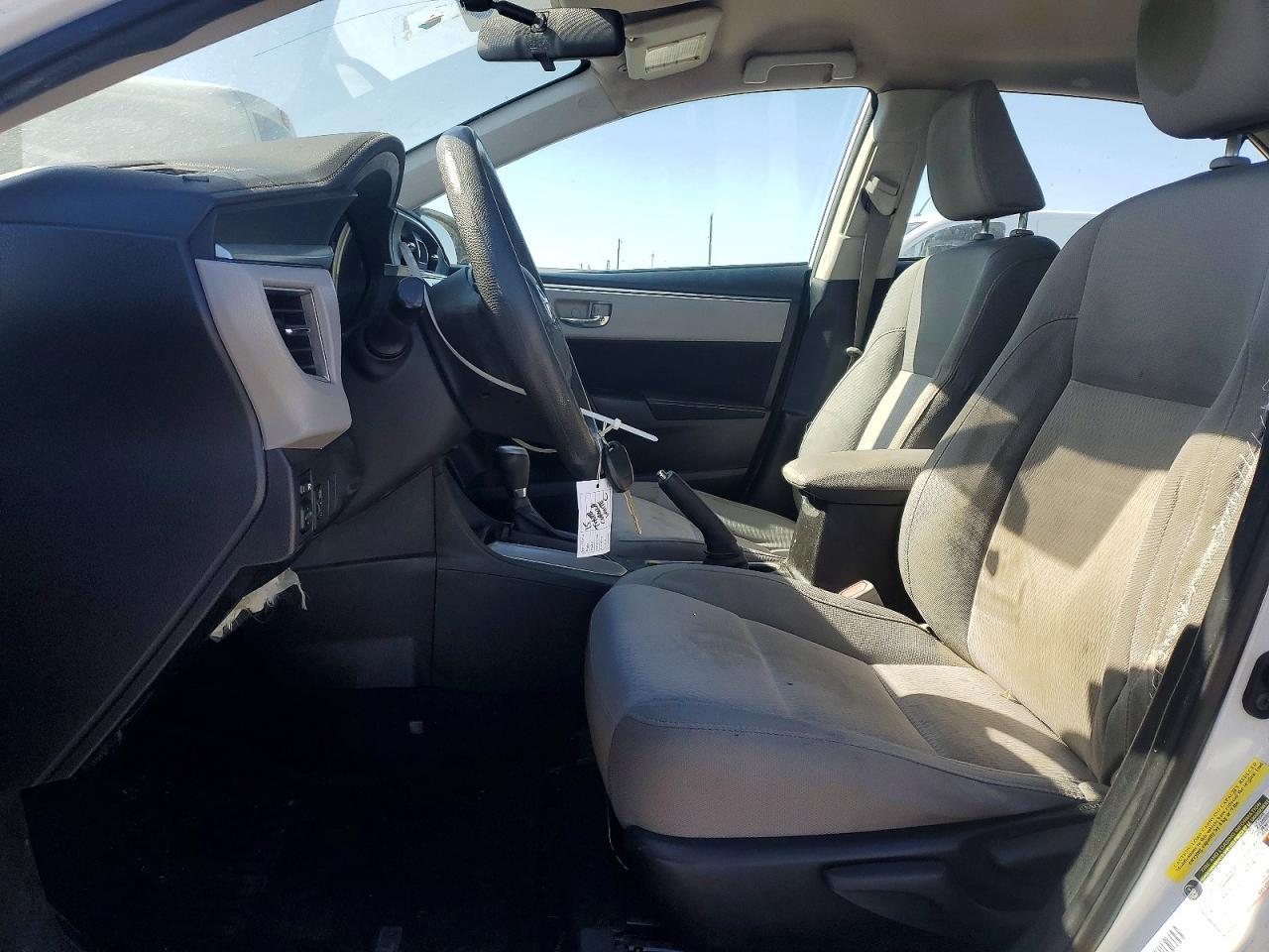 2015 TOYOTA COROLLA