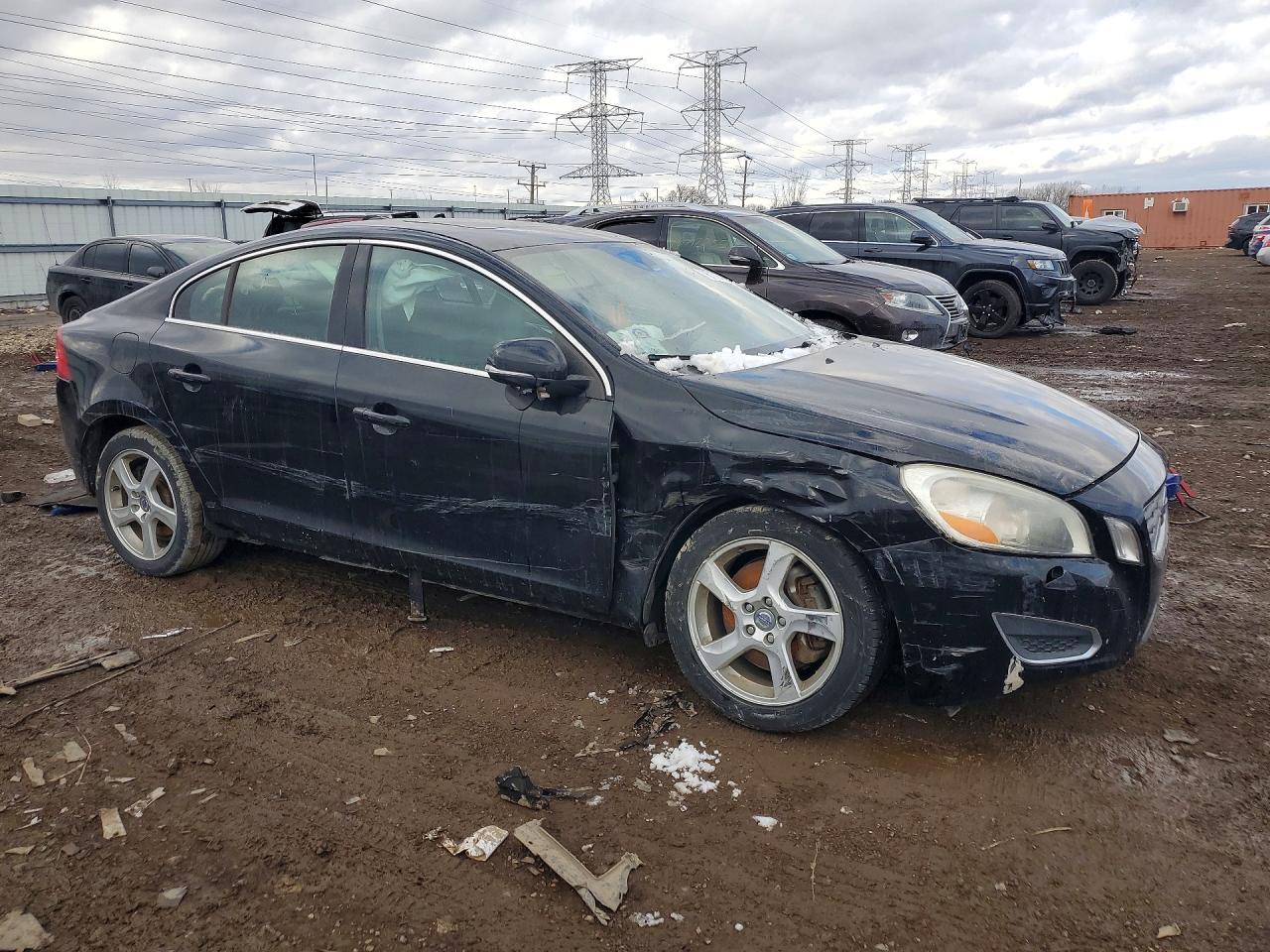 2013 VOLVO S60