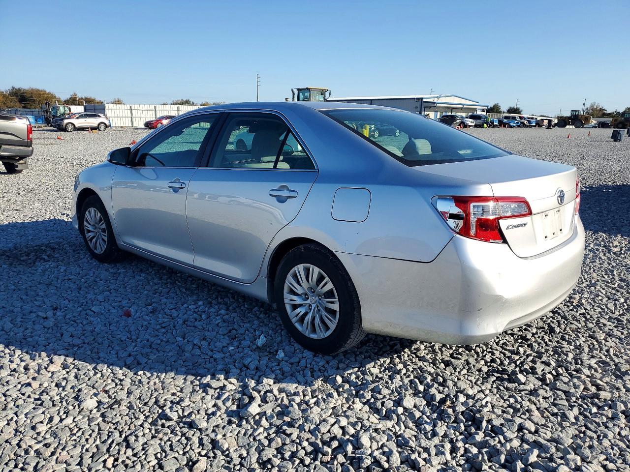 2012 TOYOTA CAMRY