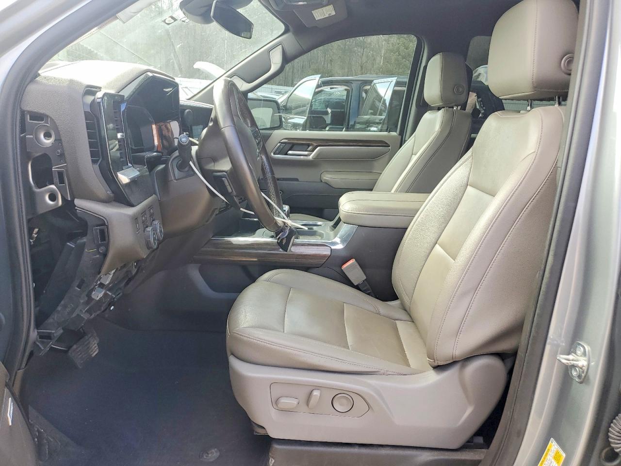 2023 CHEVROLET Silverado