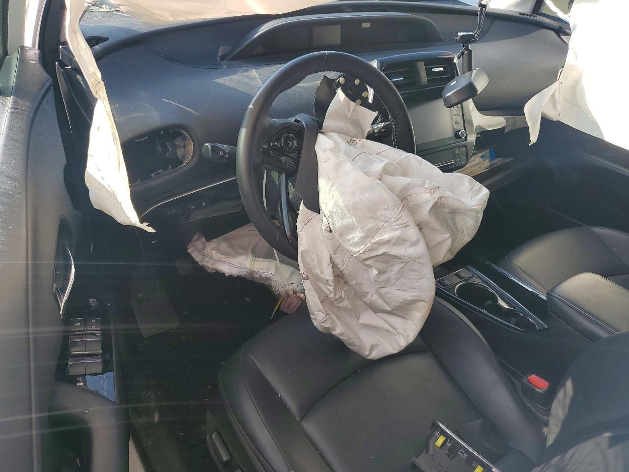 2021 TOYOTA PRIUS