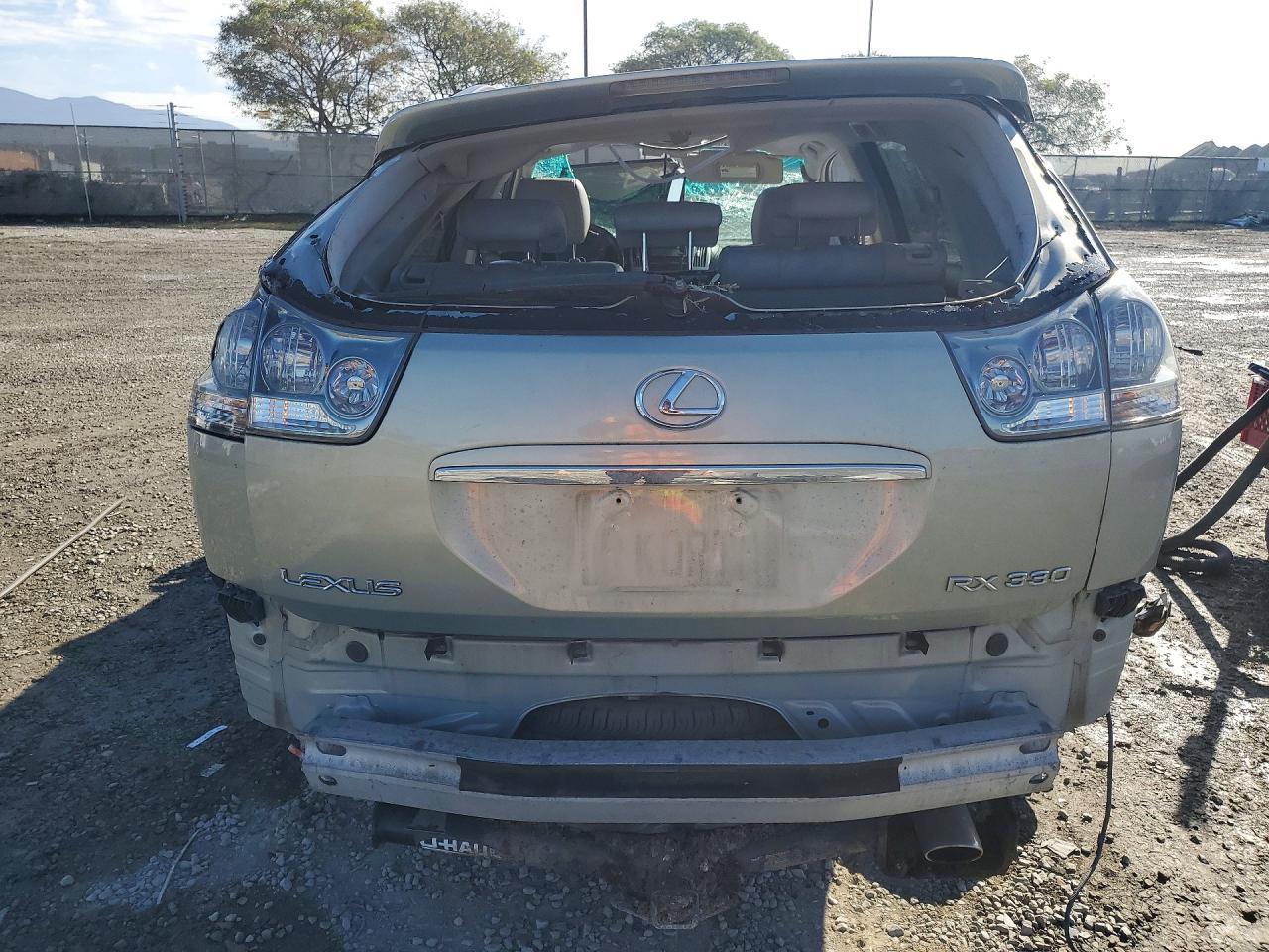 2004 LEXUS Rx 330