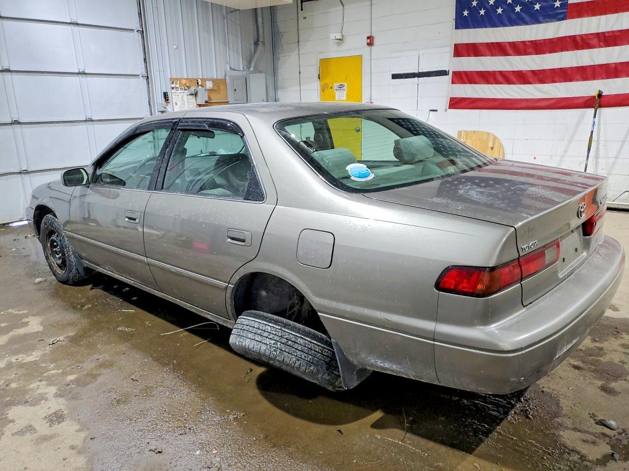 1998 TOYOTA CAMRY