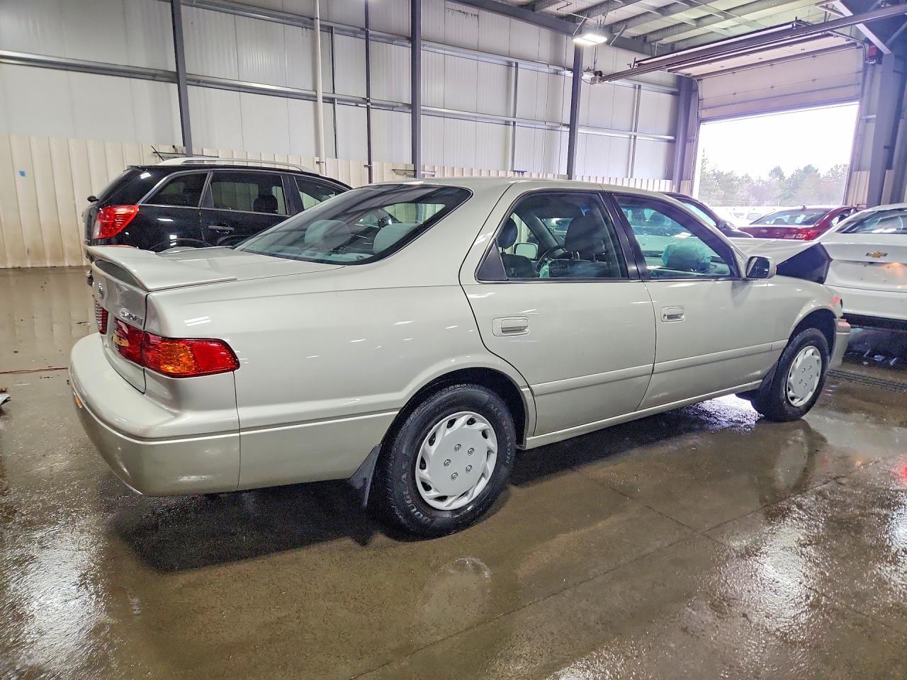 2000 TOYOTA CAMRY