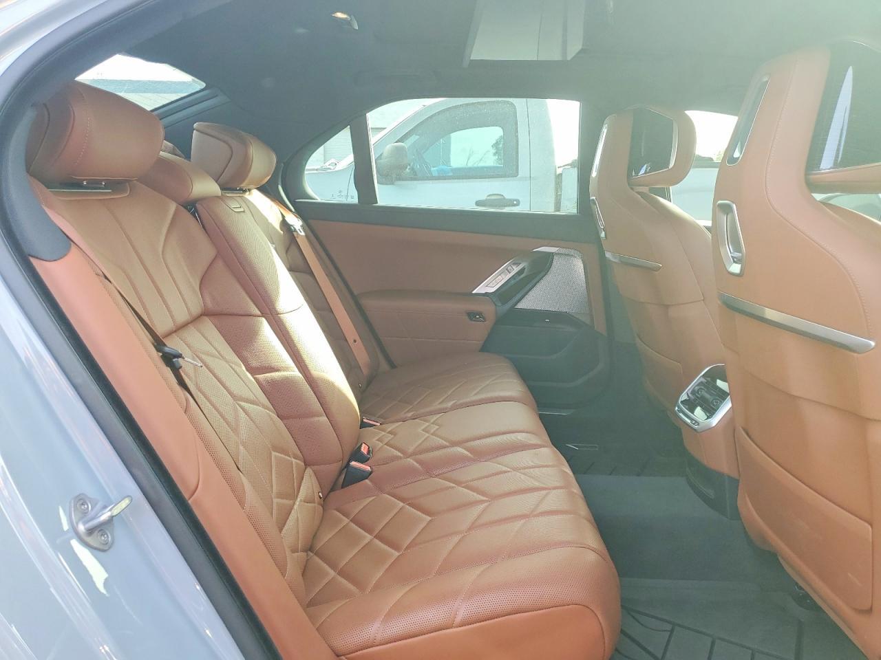 2024 BMW i7