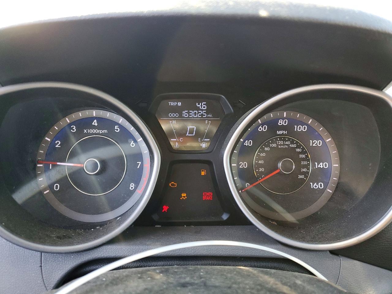 2012 HYUNDAI ELANTRA