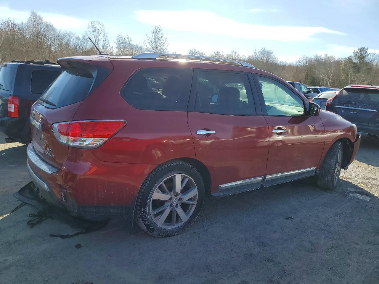 2016 NISSAN PATHFINDER