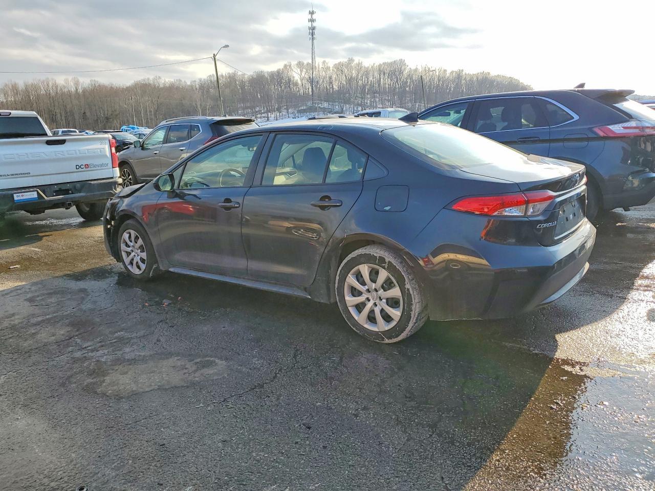 2021 TOYOTA COROLLA