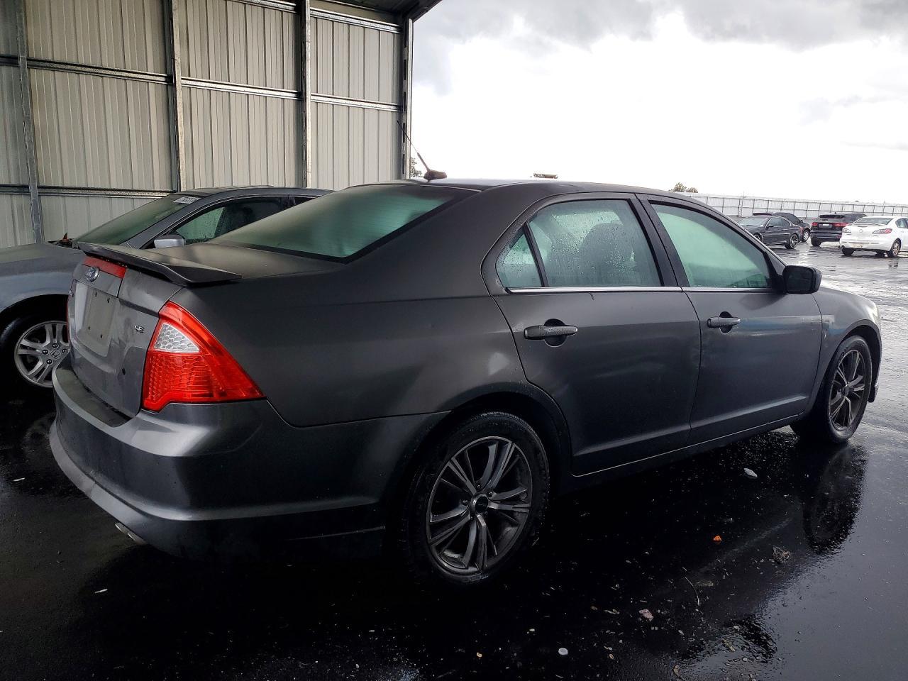 2011 FORD FUSION