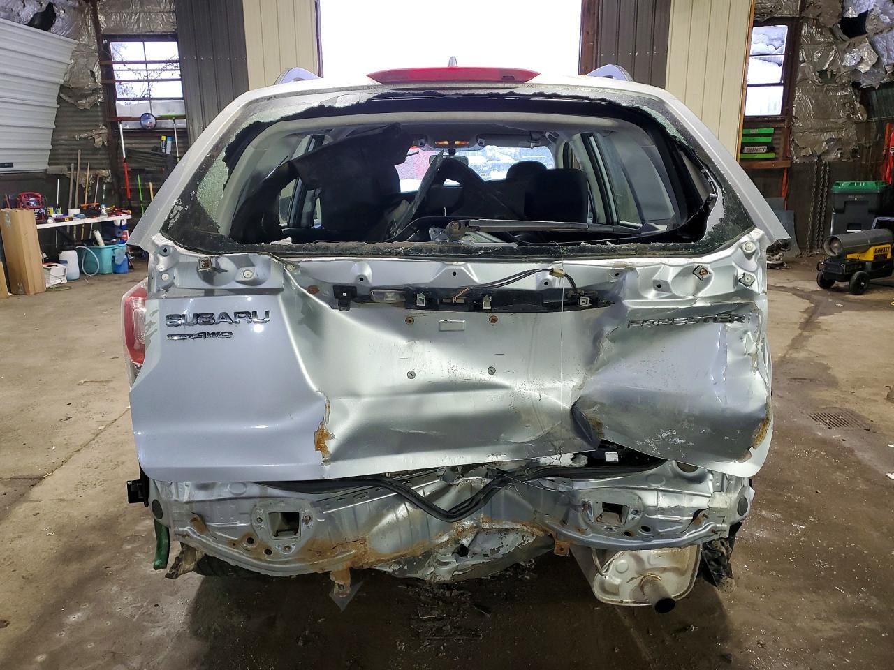 2018 SUBARU FORESTER