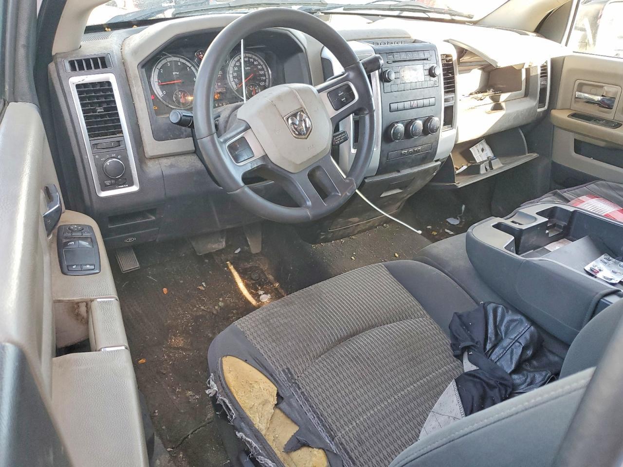 2011 DODGE RAM 1500