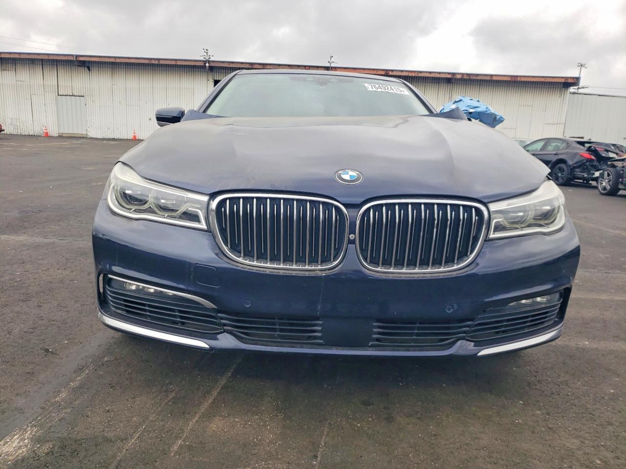 2016 BMW 7 series