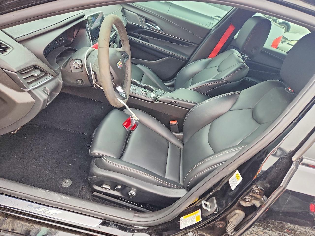 2024 CADILLAC CT4