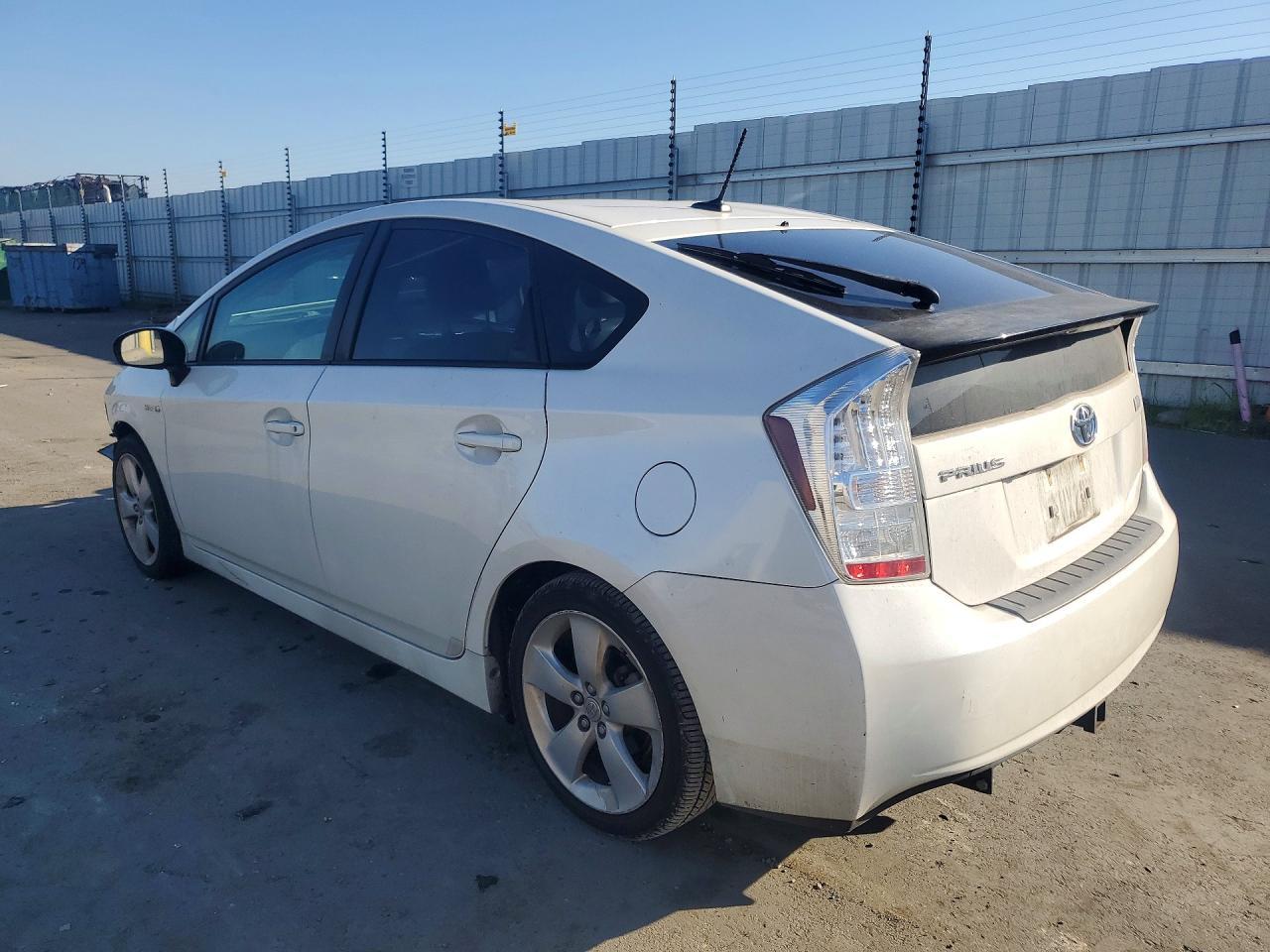 2011 TOYOTA PRIUS