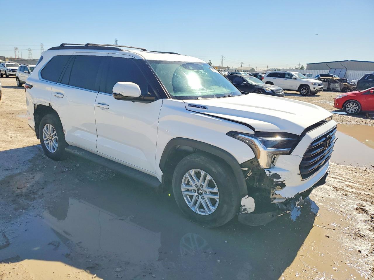 2025 TOYOTA Sequoia