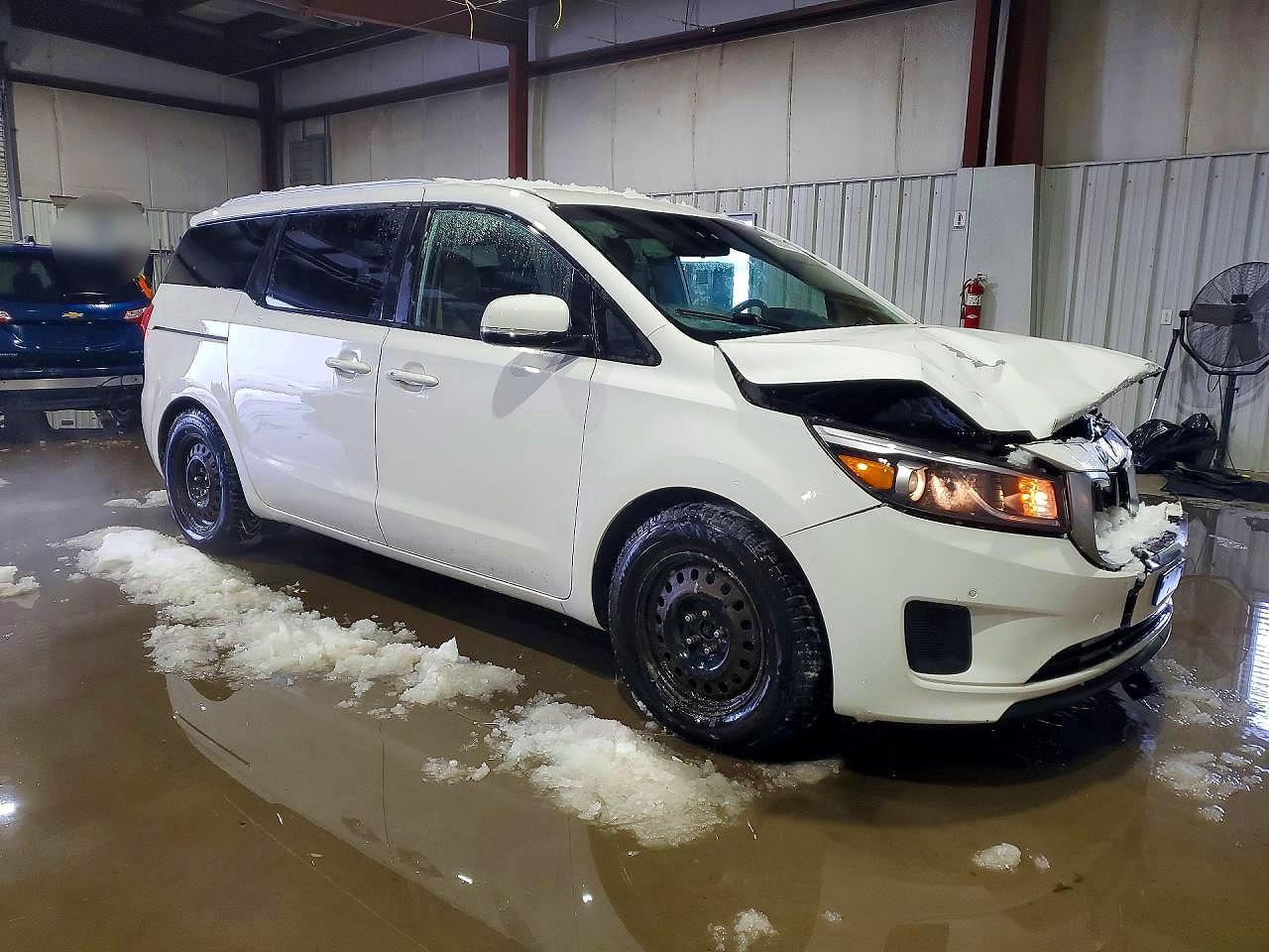 2017 KIA SEDONA