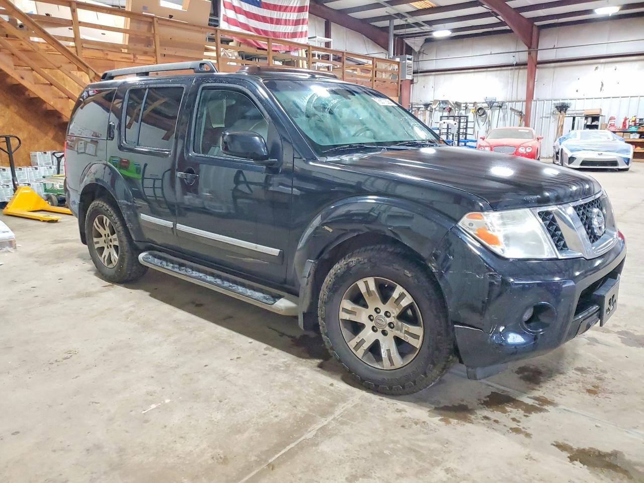 2012 NISSAN PATHFINDER