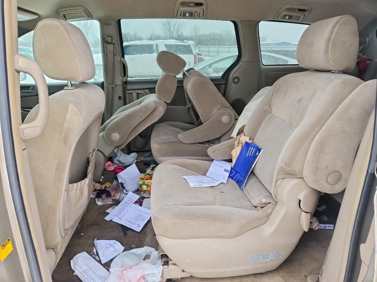 2006 TOYOTA SIENNA