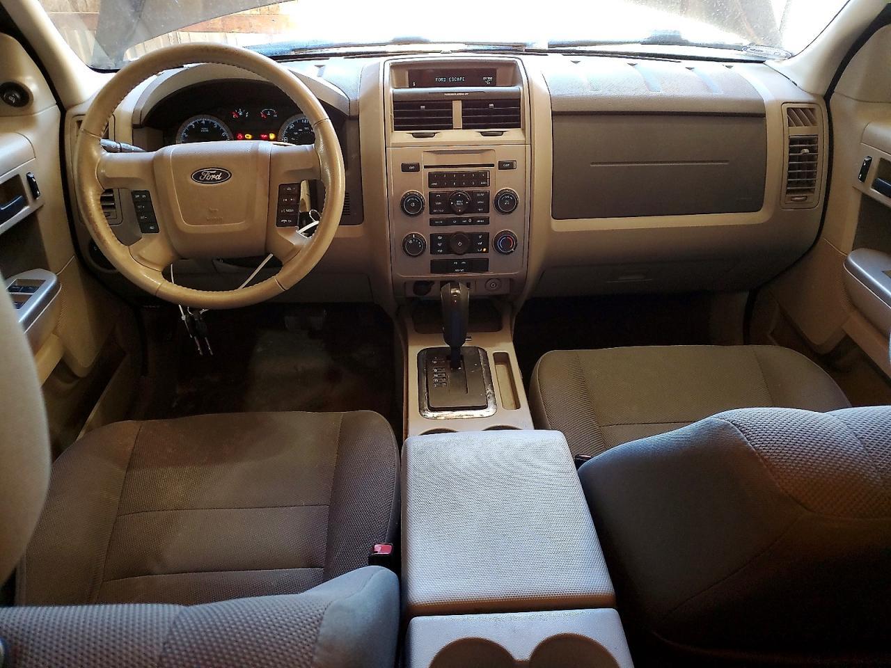 2009 FORD ESCAPE