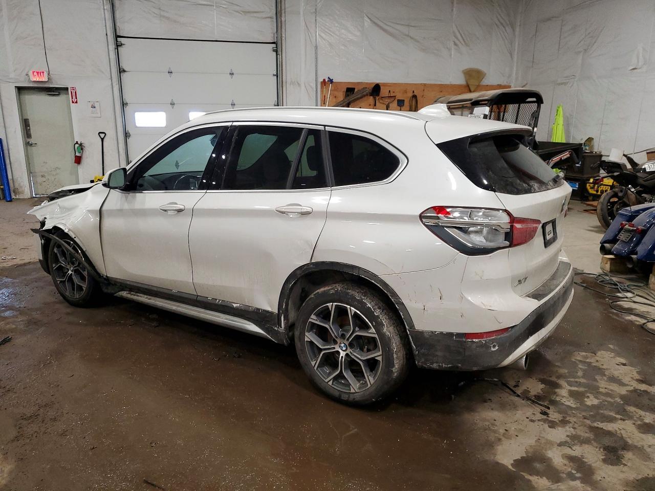 2022 BMW X1