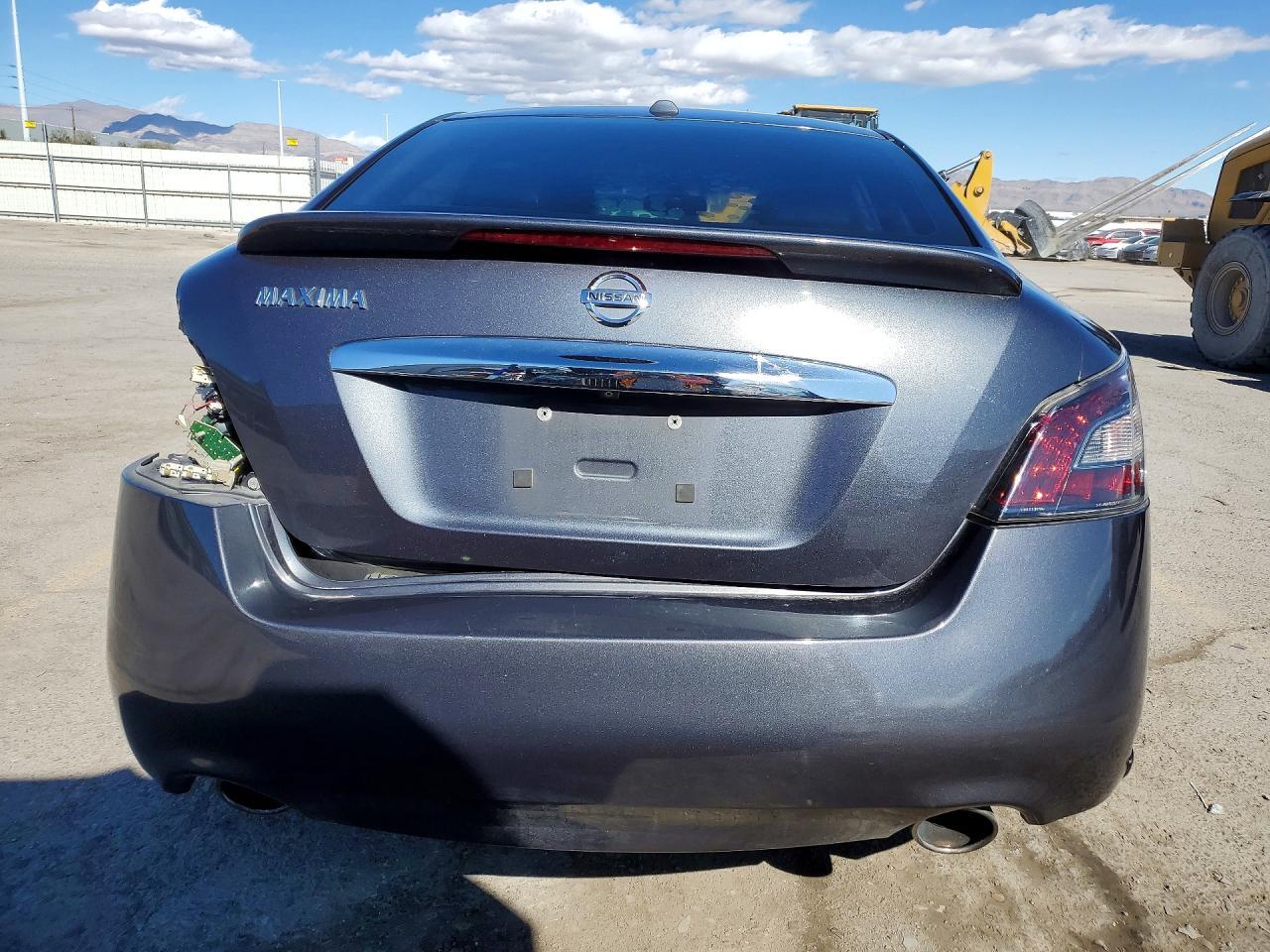 2013 NISSAN Maxima