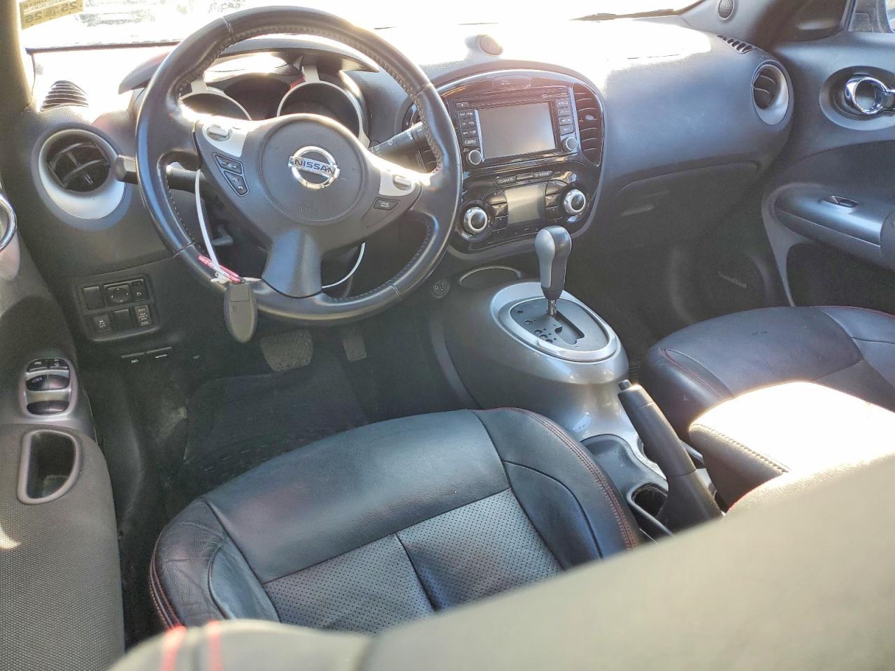 2015 NISSAN Juke