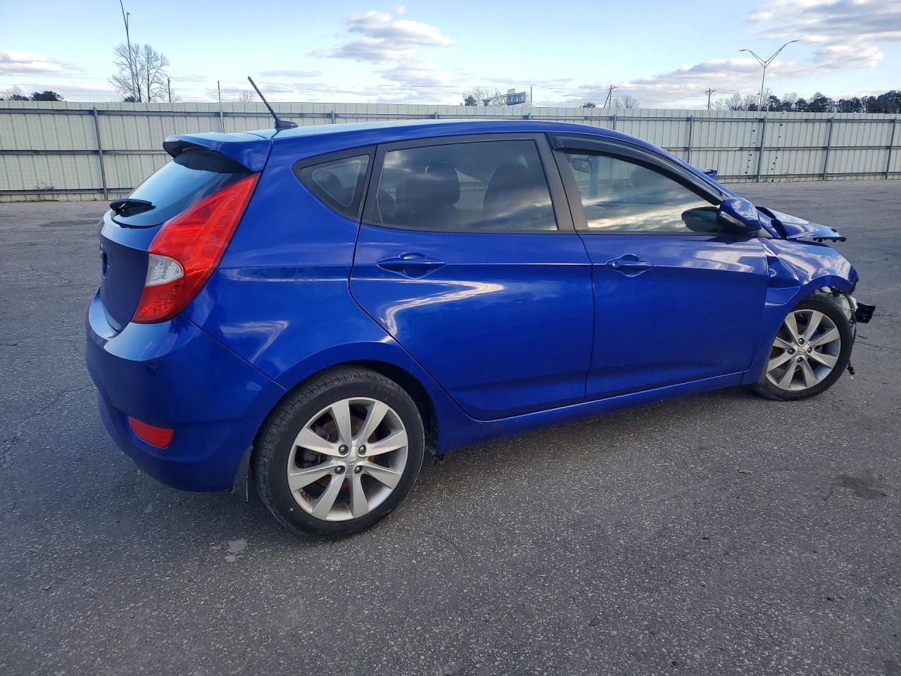 2013 HYUNDAI ACCENT