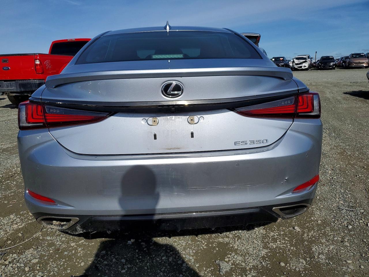 2024 LEXUS ES 350
