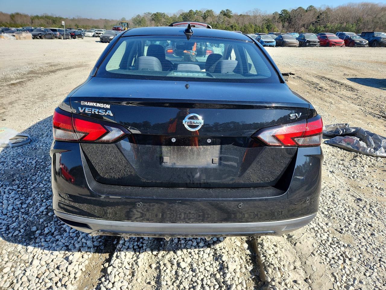 2021 NISSAN VERSA