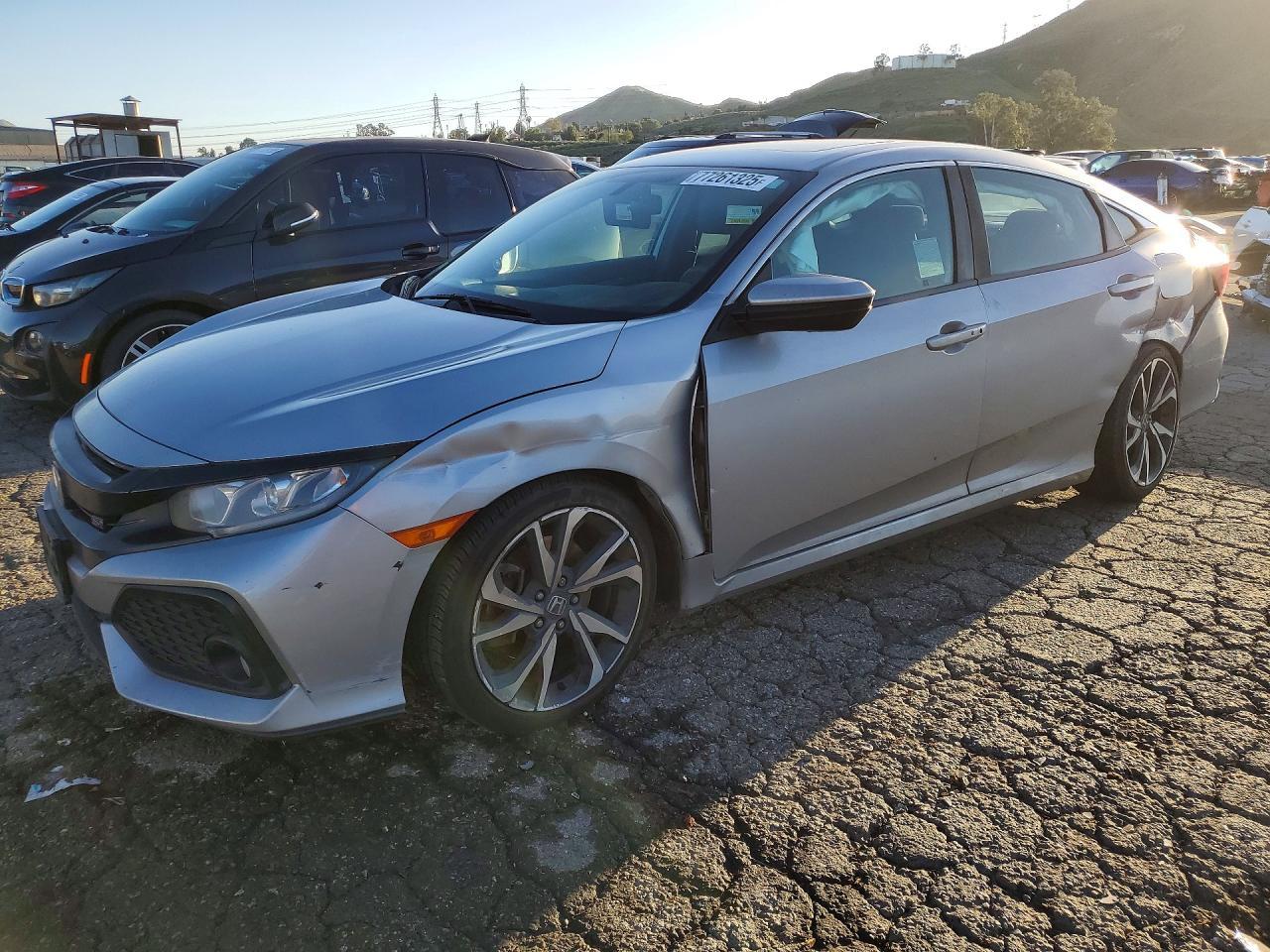2018 HONDA CIVIC
