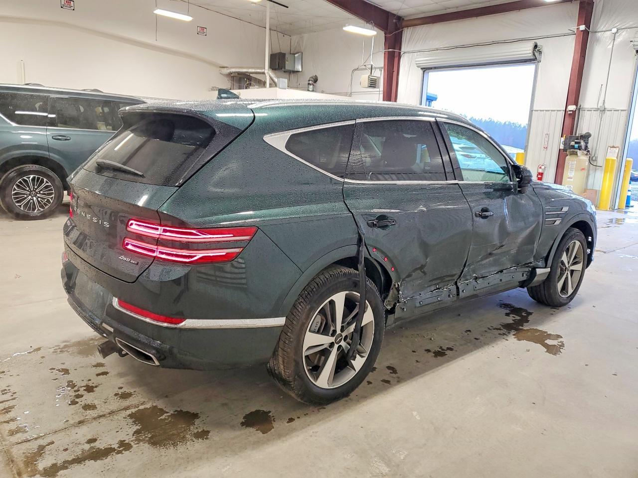2023 GENESIS GV80