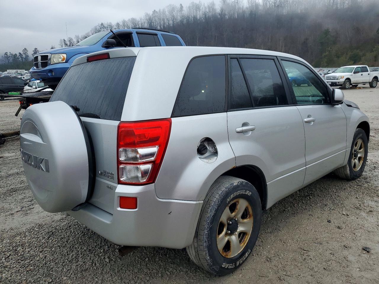2011 SUZUKI Grand Vitara
