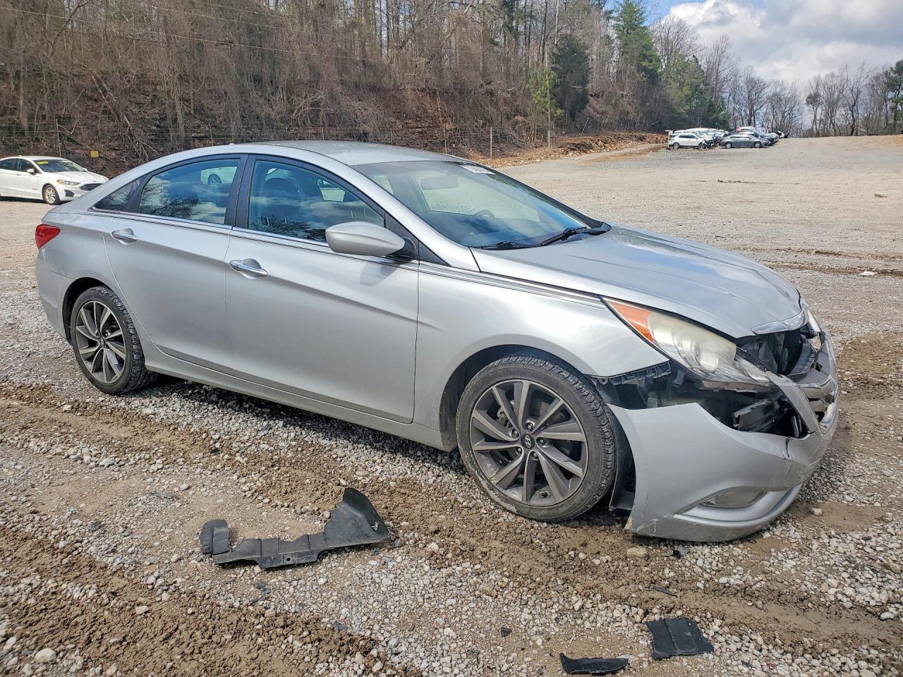 2011 HYUNDAI SONATA