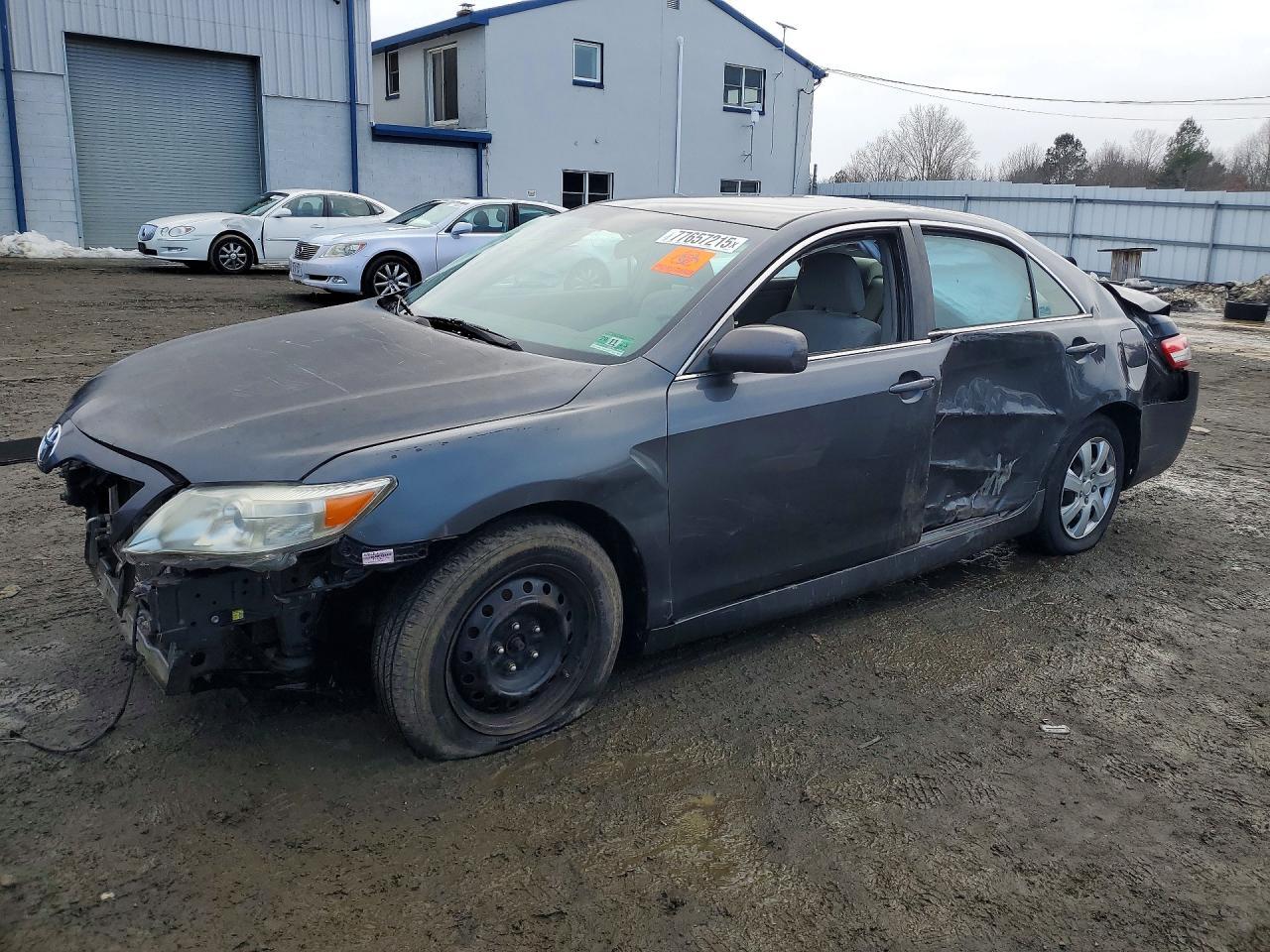 2010 TOYOTA CAMRY