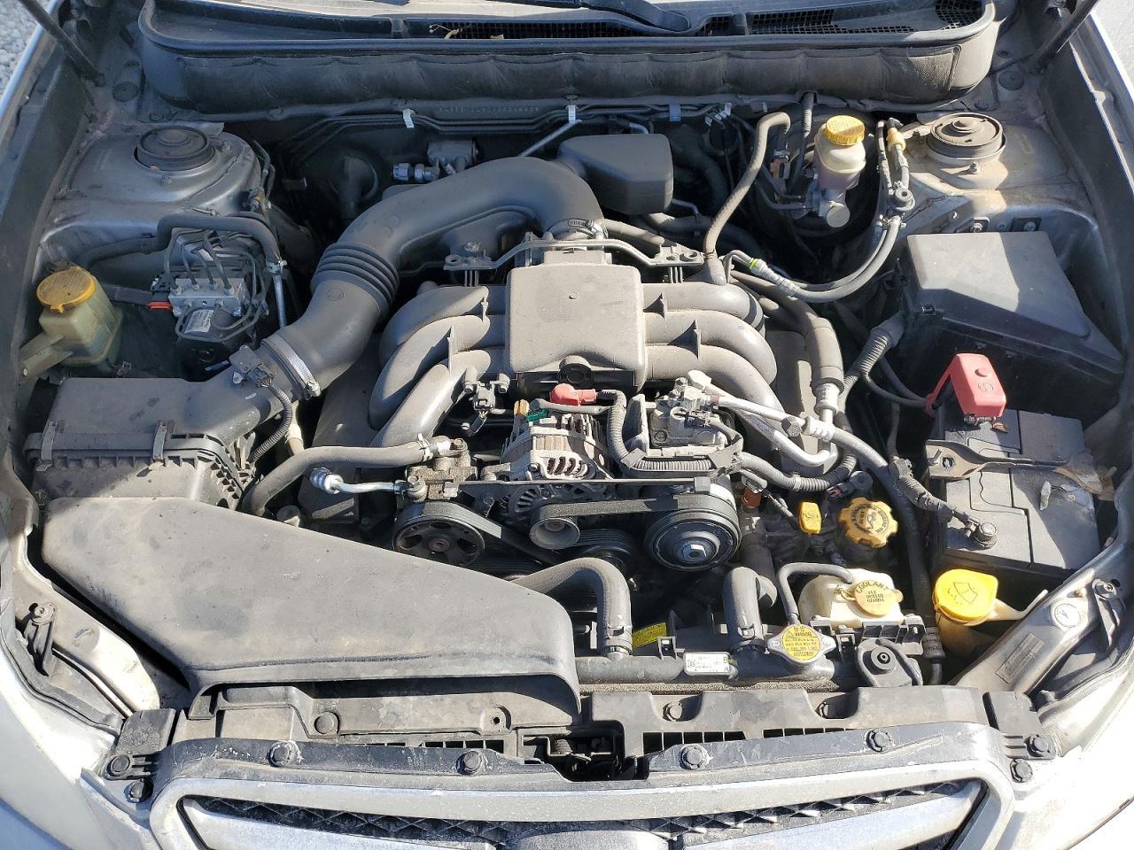 2010 SUBARU Legacy