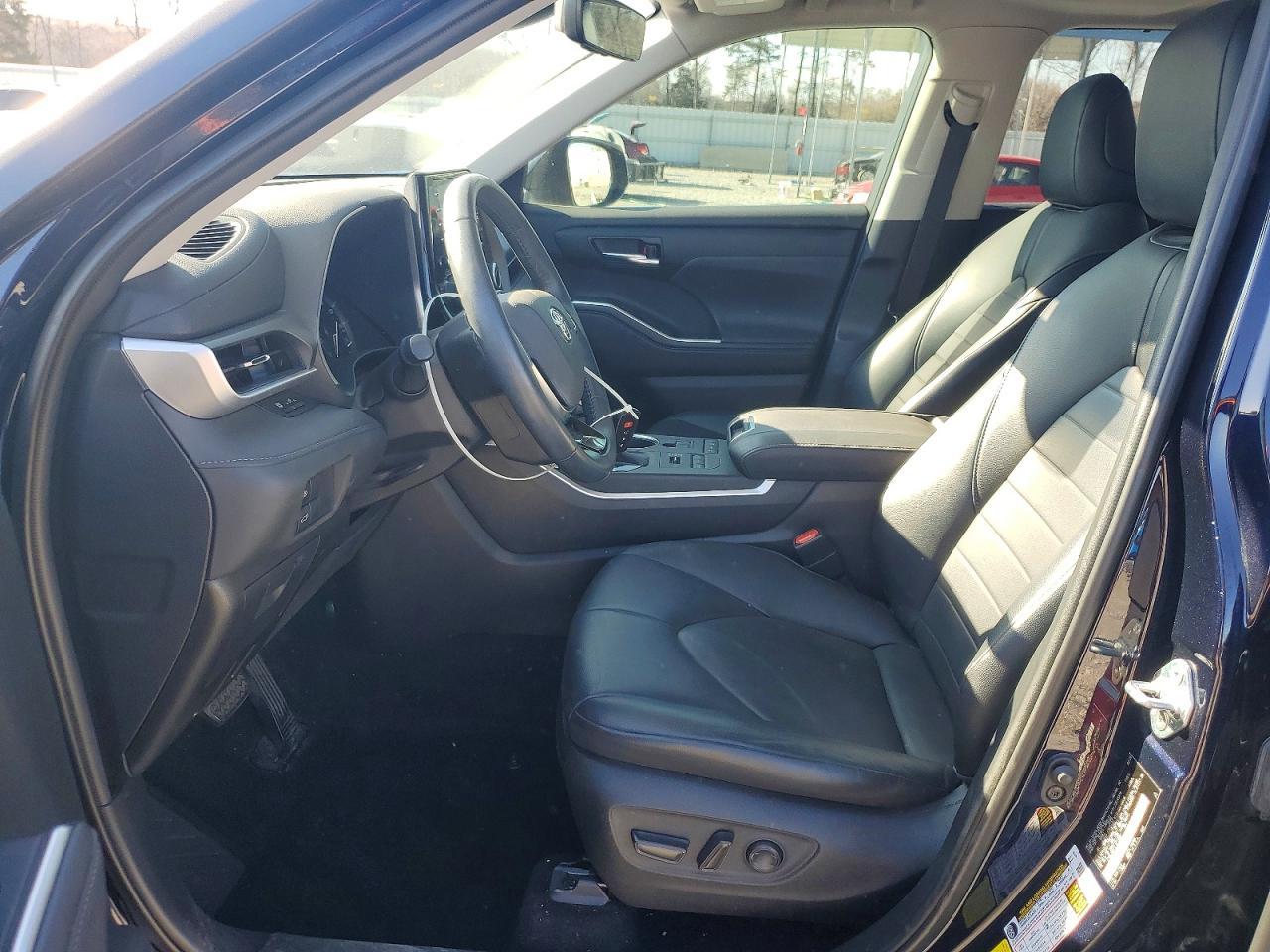 2020 TOYOTA HIGHLANDER