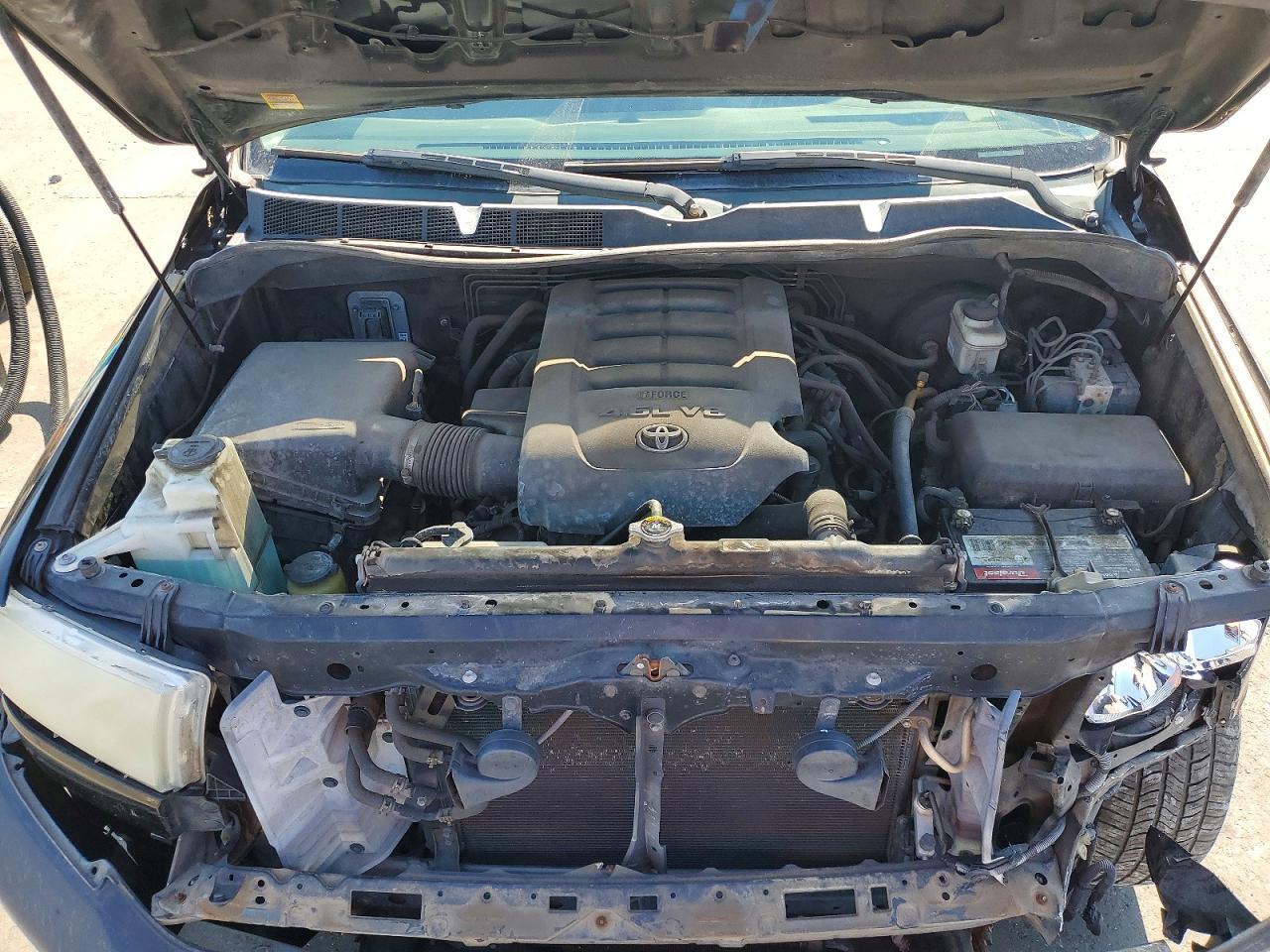 2011 TOYOTA TUNDRA