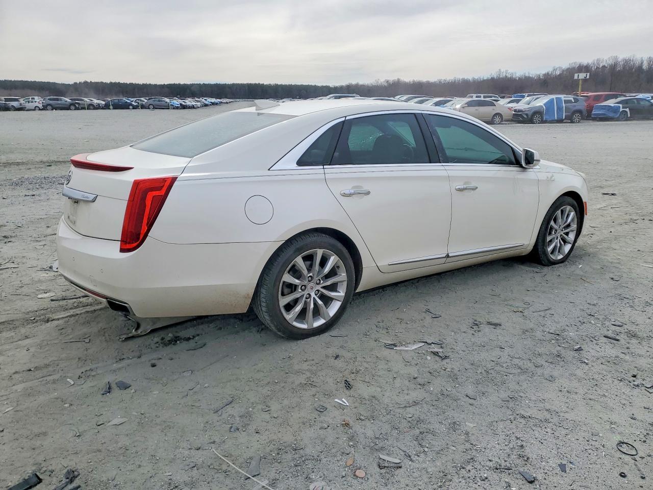 2015 CADILLAC XTS