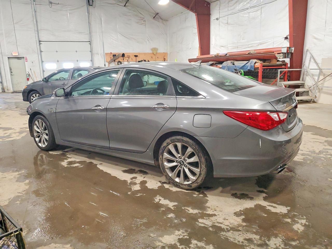 2011 HYUNDAI SONATA