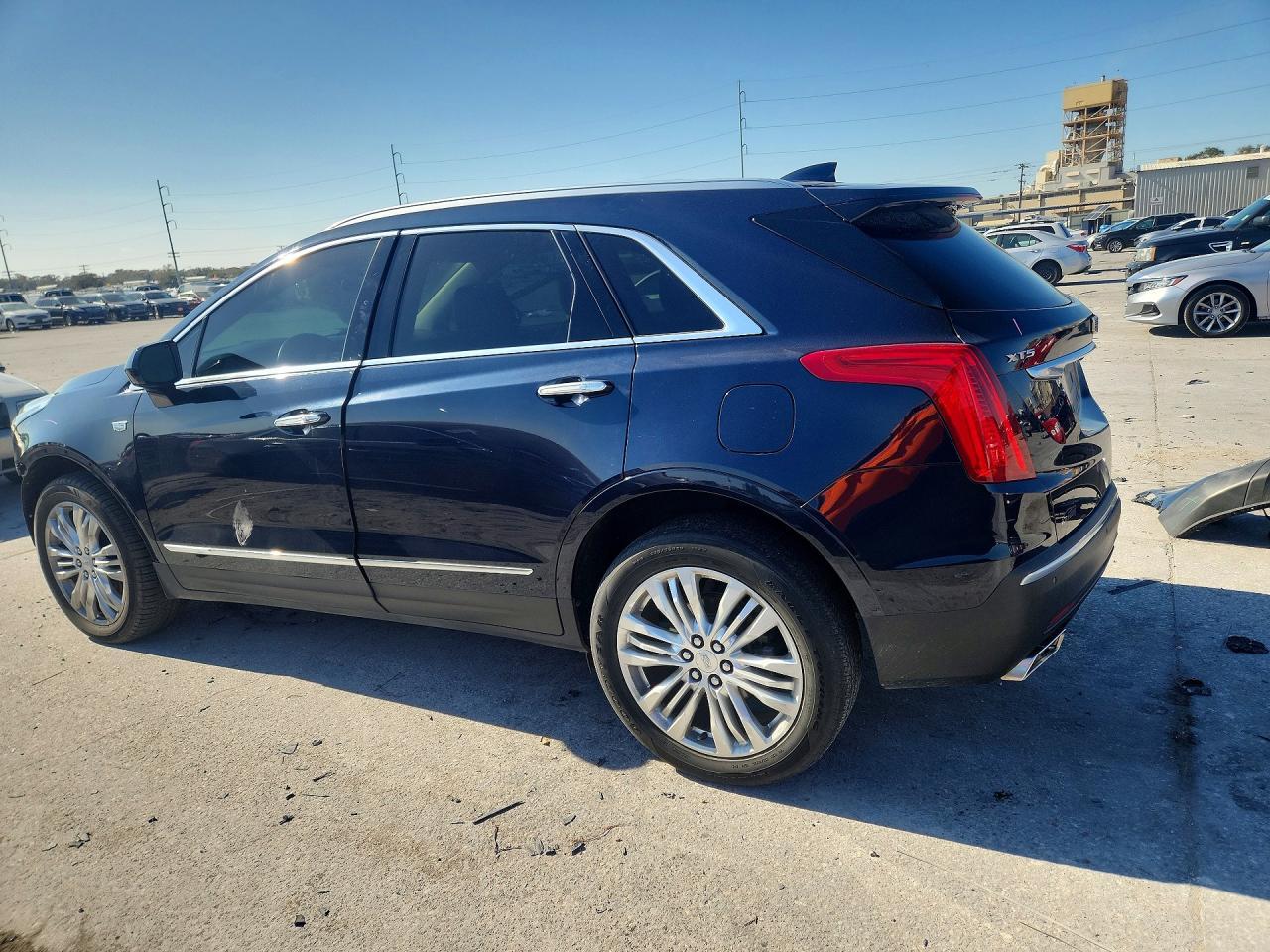2017 CADILLAC XT5