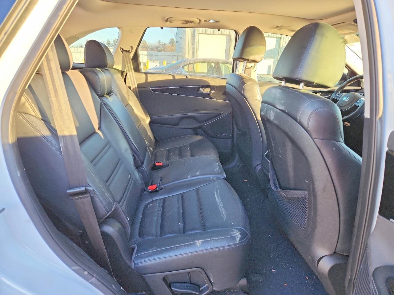 2019 KIA SORENTO