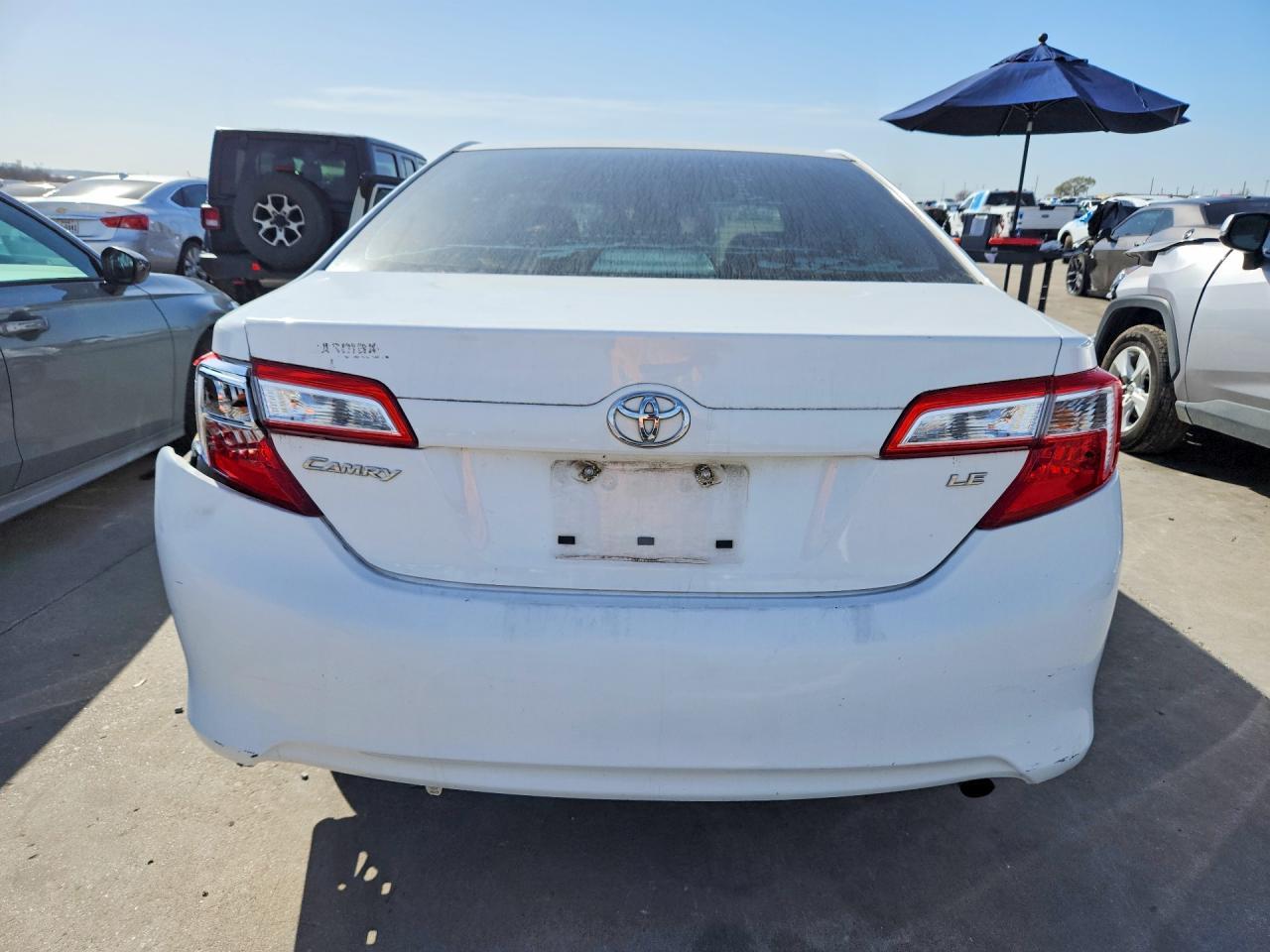 2014 TOYOTA CAMRY